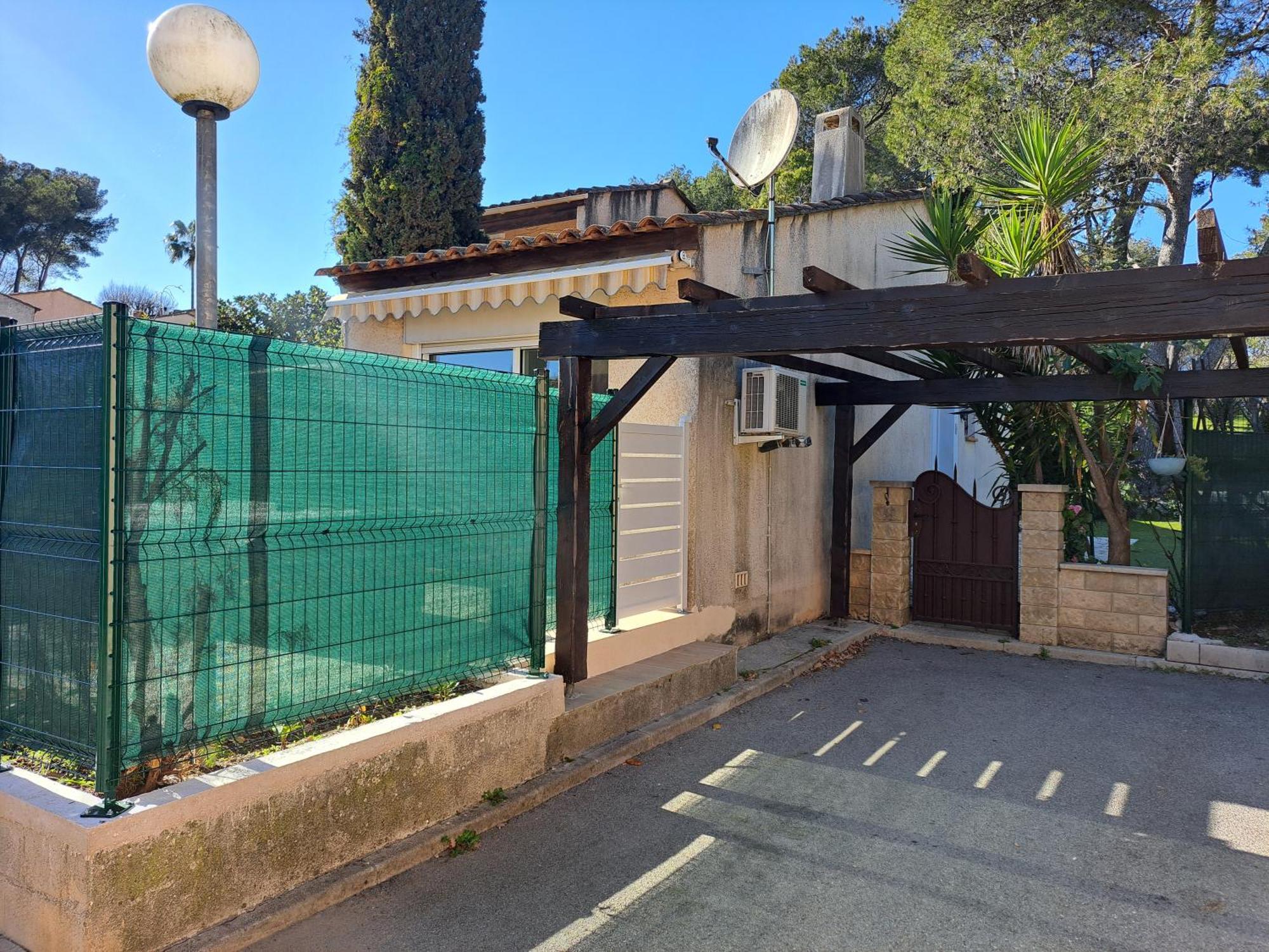 Maisonnette Au Milieu Des Pins Mougins Exteriör bild